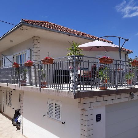Quality Vila "Comfort" โตรกีร์ ภายนอก รูปภาพ