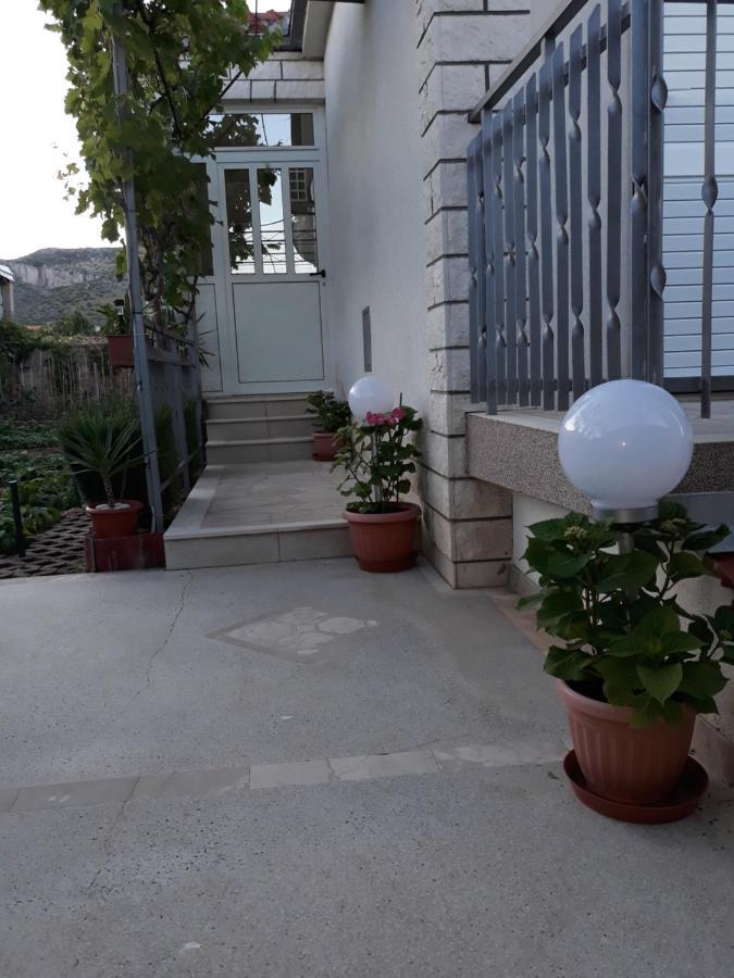 Quality Vila "Comfort" โตรกีร์ ภายนอก รูปภาพ