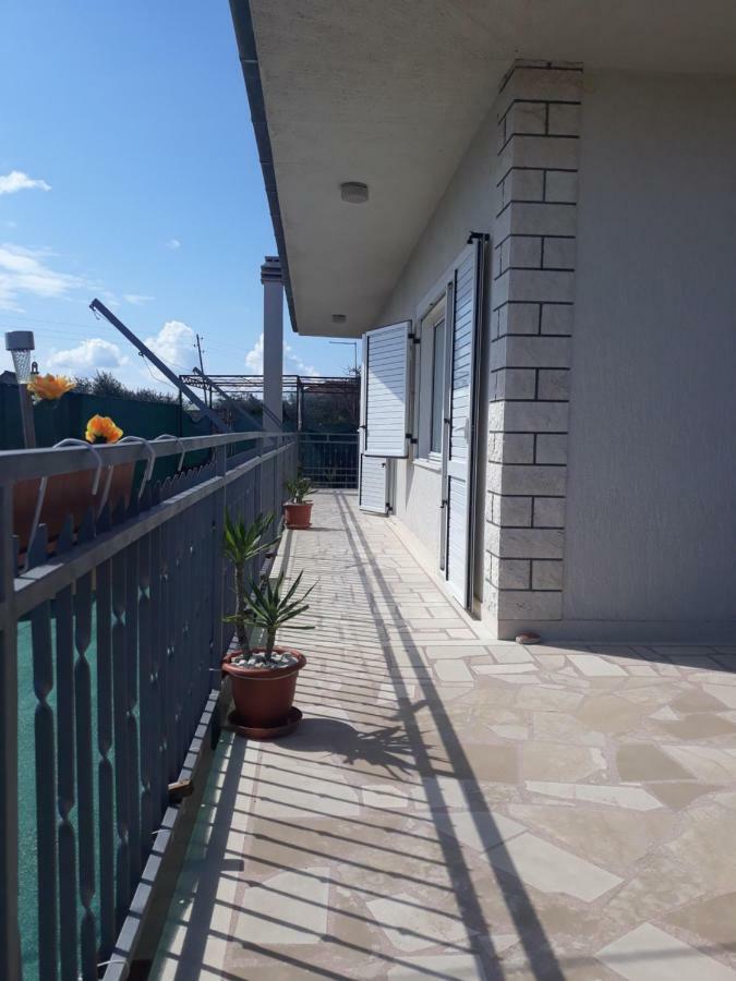 Quality Vila "Comfort" โตรกีร์ ภายนอก รูปภาพ