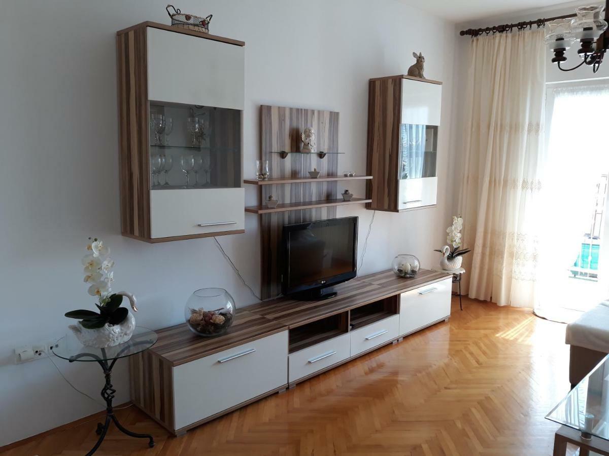 Quality Vila "Comfort" โตรกีร์ ภายนอก รูปภาพ